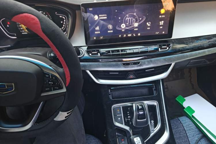 Used Geely Auto Jiajie 2019 1.5TD MHEV DCT Luxury Edition Audio And AC Panel