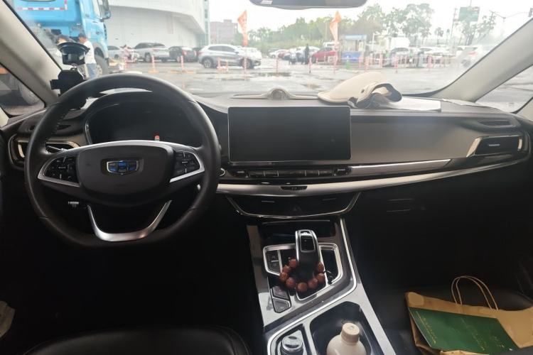 Used Geely Auto Jiajie 2019 1.5TD MHEV DCT Deluxe Edition Center Console