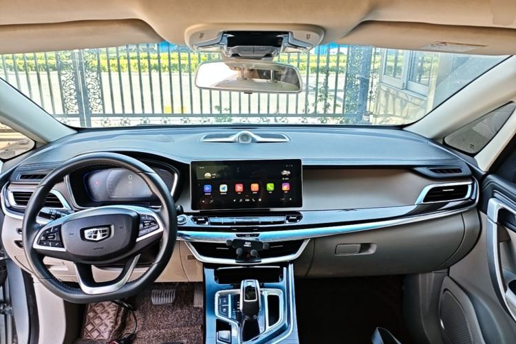 Used Geely Auto Jiajie 2019 1.5TD MHEV DCT Yaoxiang Edition Center Console