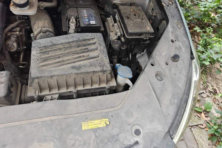 Used Geely Auto Jiajie 2019 1.8TD Automatic Enjoyment Model Engine Bay Left