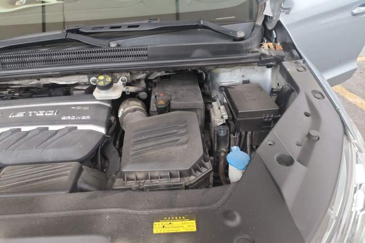 Used Geely Auto Jiajie 2019 1.5TD MHEV DCT Deluxe Edition Engine Bay Left