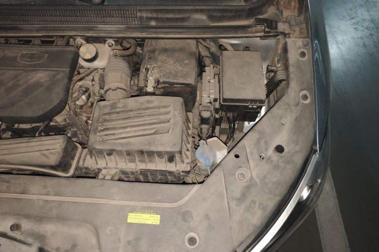 Used Geely Auto Jiajie 2019 1.8TD Automatic Enjoyment Model Engine Bay Left