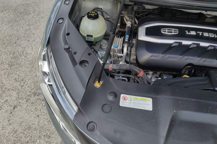 Used Geely Auto Jiajie 2019 1.5TD MHEV DCT Deluxe Edition Engine Bay Right