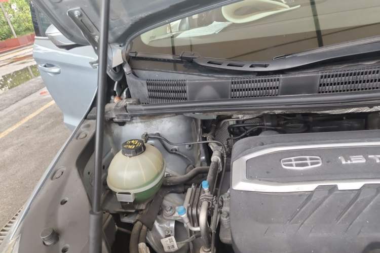 Used Geely Auto Jiajie 2019 1.5TD MHEV DCT Deluxe Edition Engine Bay Right