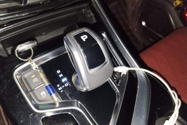 Used Geely Auto Jiajie 2019 1.5TD MHEV DCT Luxury Edition Gear Lever
