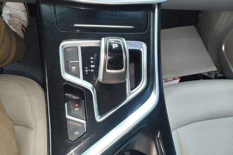Used Geely Auto Jiajie 2019 1.8TD Automatic Enjoyment Model Gear Lever