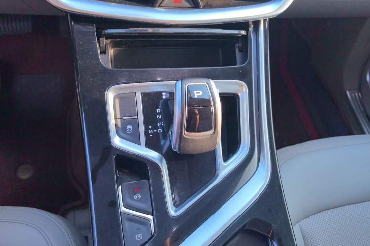 Used Geely Auto Jiajie 2019 1.8TD Automatic Enjoyment Model Gear Lever
