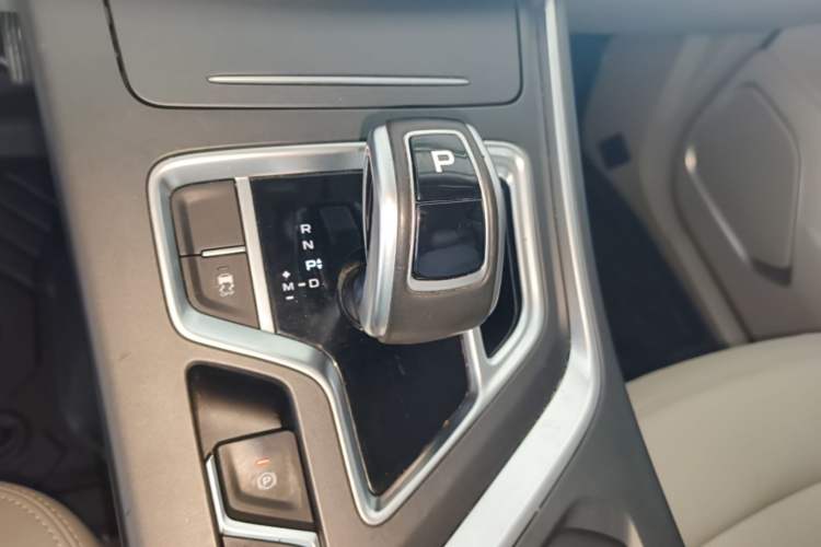 Used Geely Auto Jiajie 2019 1.8TD Automatic Comfort Edition Gear Lever