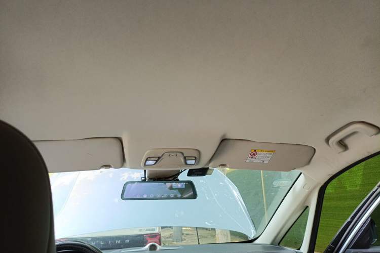 Used Geely Auto Jiajie 2019 1.8TD Automatic Enjoyment Model Headliner