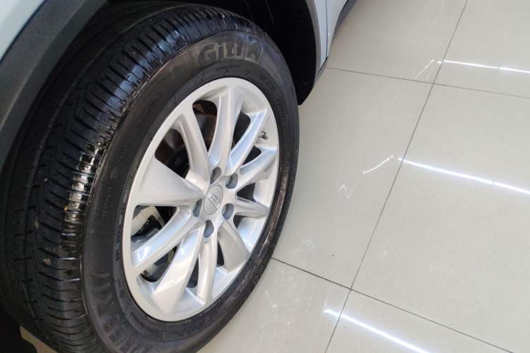 Used Geely Auto Jiajie 2019 1.8TD Automatic Enjoyment Model Left Front Wheel Hub