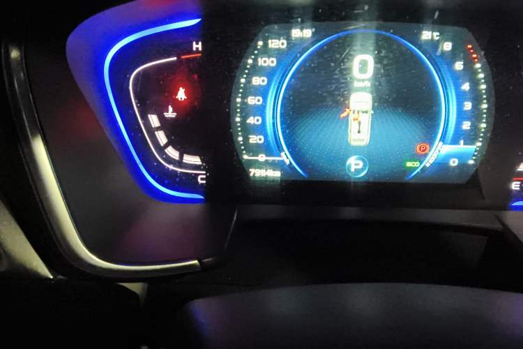 Used Geely Auto Jiajie 2019 1.5TD MHEV DCT Luxury Edition Odometer Close Up