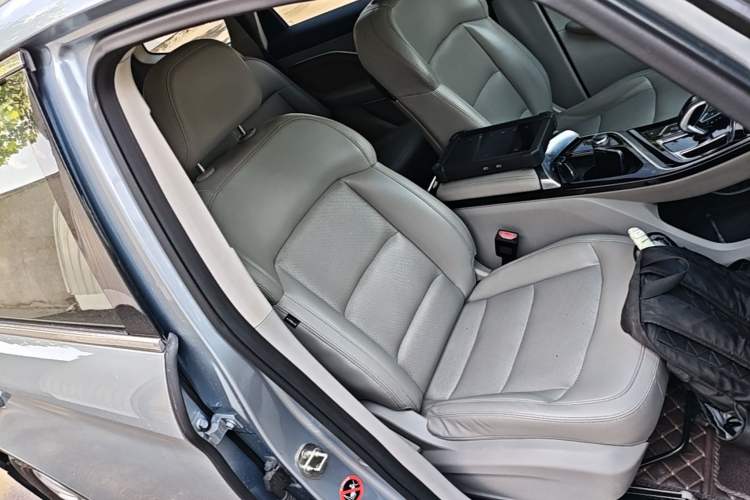Used Geely Auto Jiajie 2019 1.5TD MHEV DCT Yaoxiang Edition Right Front Seat