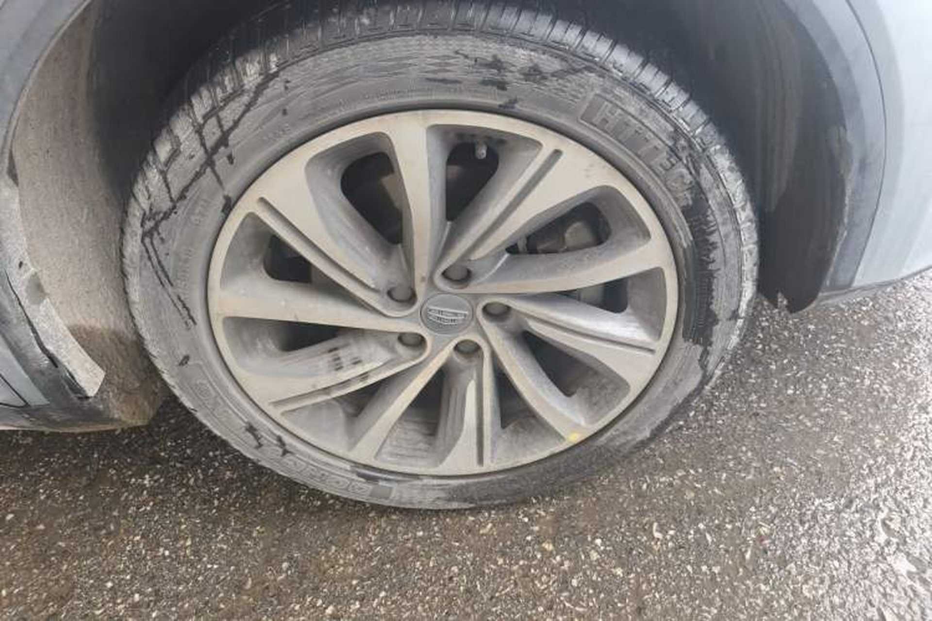 Used Geely Auto Jiajie 2019 1.5TD MHEV DCT Deluxe Edition Right Front Wheel Hub