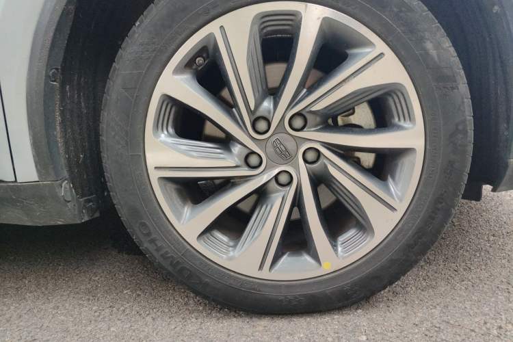 Used Geely Auto Jiajie 2019 1.5TD MHEV DCT Luxury Edition Right Front Wheel Hub