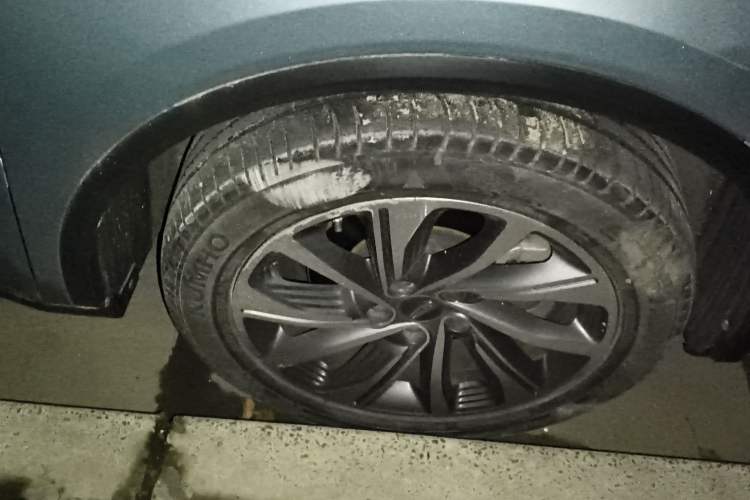 Used Geely Auto Jiajie 2019 1.5TD MHEV DCT Luxury Edition Right Front Wheel Hub