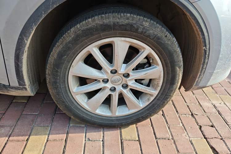 Used Geely Auto Jiajie 2019 1.5TD MHEV DCT Yaoxiang Edition Right Front Wheel Hub