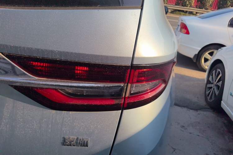 Used Geely Auto Jiajie 2019 1.8TD Automatic Enjoyment Model Right Rear Taillight