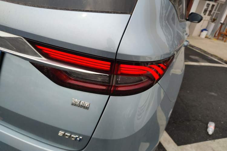 Used Geely Auto Jiajie 2019 1.5TD MHEV DCT Deluxe Edition Right Rear Taillight