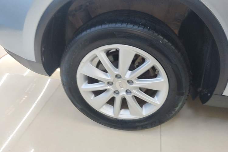 Used Geely Auto Jiajie 2019 1.8TD Automatic Enjoyment Model Right Rear Wheel Hub