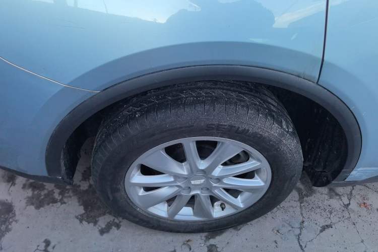 Used Geely Auto Jiajie 2019 1.8TD Automatic Enjoyment Model Right Rear Wheel Hub