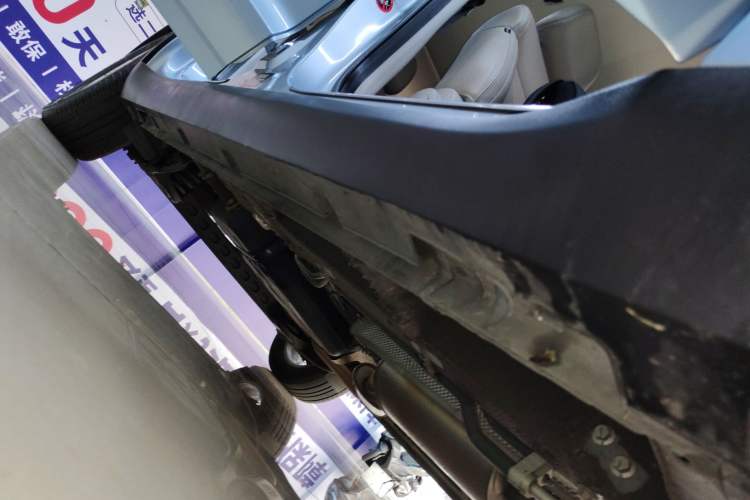 Used Geely Auto Jiajie 2019 1.8TD Automatic Enjoyment Model Right Side Sill