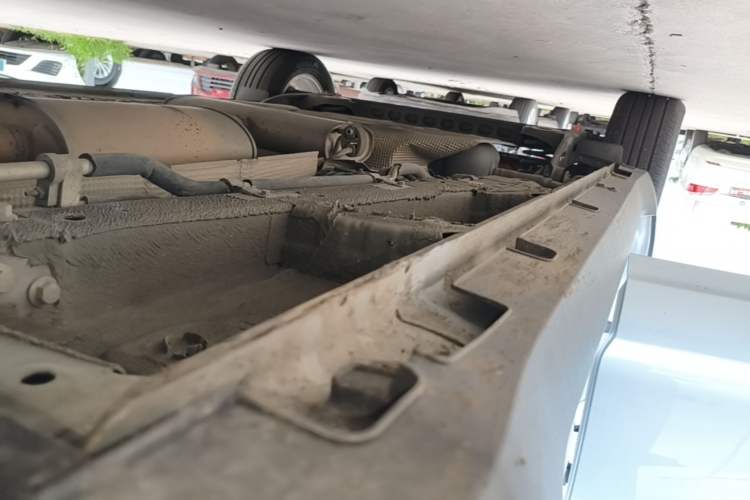 Used Geely Auto Jiajie 2019 1.5TD MHEV DCT Yaoxiang Edition Right Side Sill