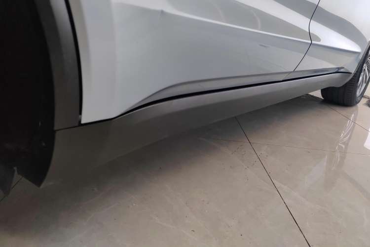 Used Geely Auto Jiajie 2019 1.5TD MHEV DCT Deluxe Edition Right Side Sill