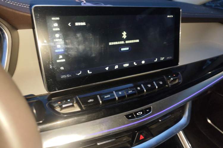 Used Geely Auto Jiajie 2019 1.5TD MHEV DCT Deluxe Edition Audio And AC Panel