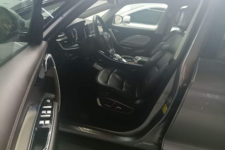 Used Geely Auto Jiajie 2019 1.5TD MHEV DCT Deluxe Edition Driver Seat