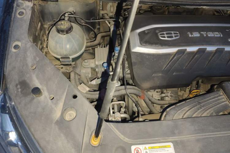 Used Geely Auto Jiajie 2019 1.5TD MHEV DCT Deluxe Edition Engine Bay Right