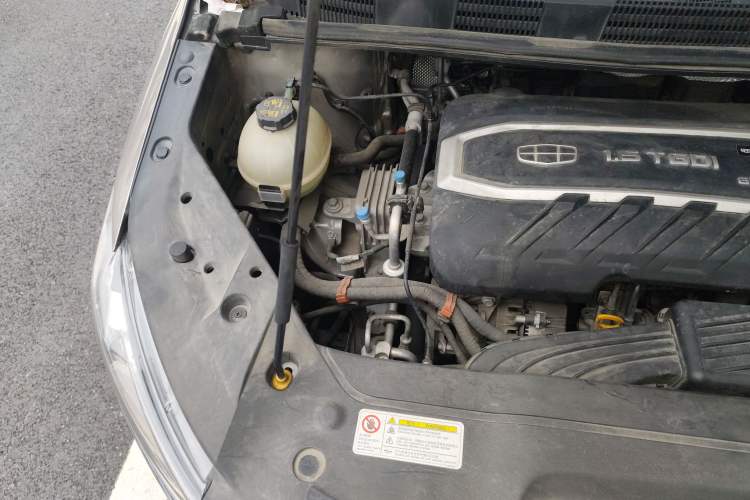 Used Geely Auto Jiajie 2019 1.5TD MHEV DCT Luxury Edition Engine Bay Right