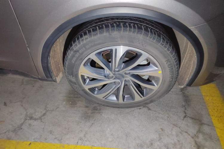 Used Geely Auto Jiajie 2019 1.8TD Automatic Luxury Model Exterior 7