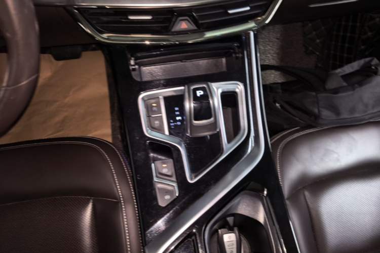 Used Geely Auto Jiajie 2019 1.5TD MHEV DCT Luxury Edition Gear Lever