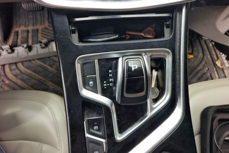 Used Geely Auto Jiajie 2019 1.8TD Automatic Enjoyment Model Gear Lever