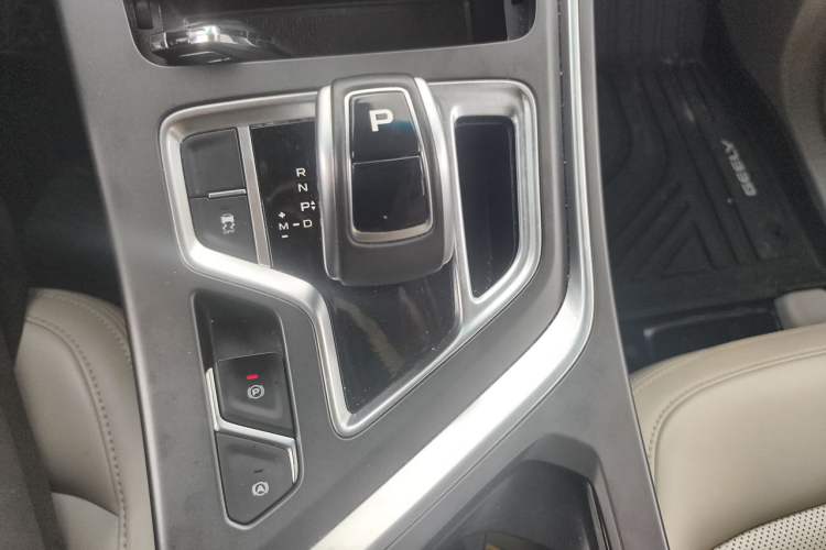 Used Geely Auto Jiajie 2019 1.8TD Automatic Enjoyment Model Gear Lever