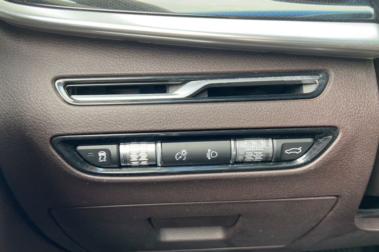 Used Geely Auto Jiajie 2019 1.5TD MHEV DCT Deluxe Edition Interior 10