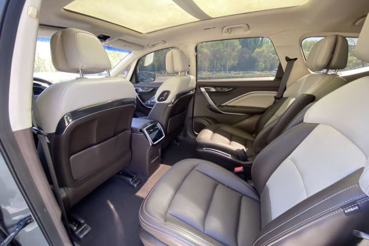 Used Geely Auto Jiajie 2019 1.5TD MHEV DCT Luxury Edition Interior 3