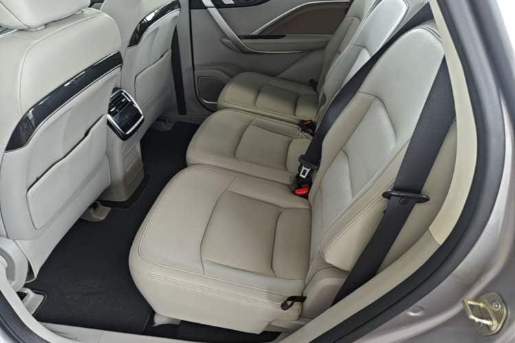 Used Geely Auto Jiajie 2019 1.5TD MHEV DCT Yaoxiang Edition Left Rear Seat