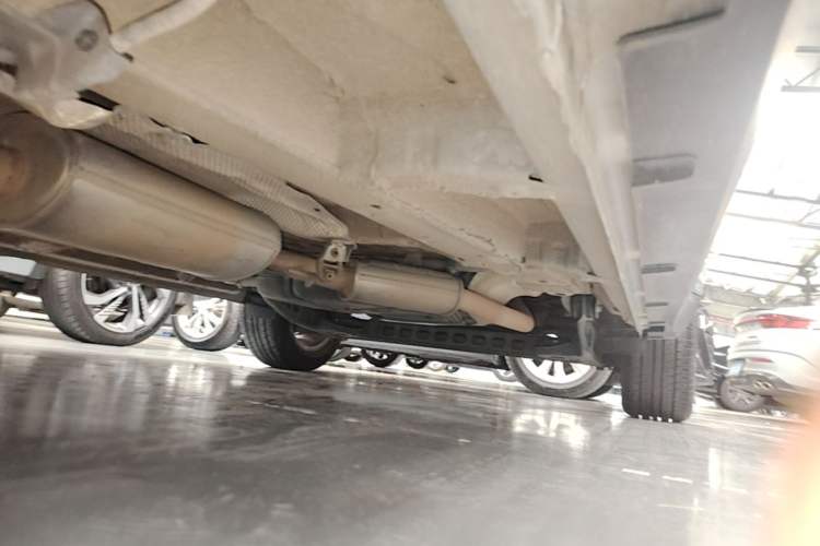 Used Geely Auto Jiajie 2019 1.8TD Automatic Enjoyment Model Left Side Sill