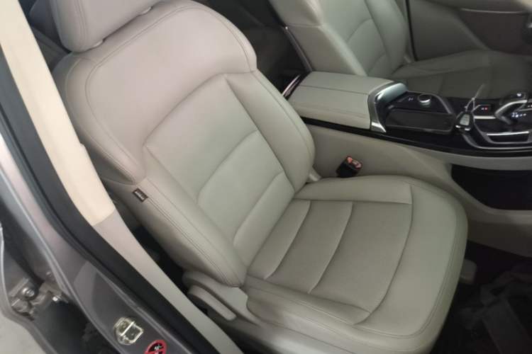 Used Geely Auto Jiajie 2019 1.5TD MHEV DCT Yaoxiang Edition Right Front Seat