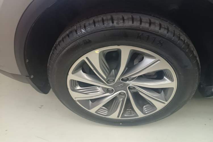 Used Geely Auto Jiajie 2019 1.5TD MHEV DCT Deluxe Edition Right Rear Wheel Hub