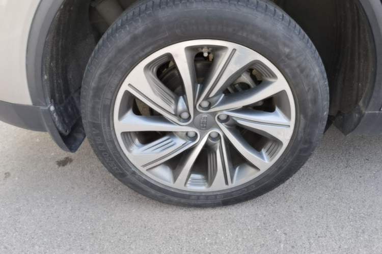 Used Geely Auto Jiajie 2019 1.5TD MHEV DCT Deluxe Edition Right Rear Wheel Hub