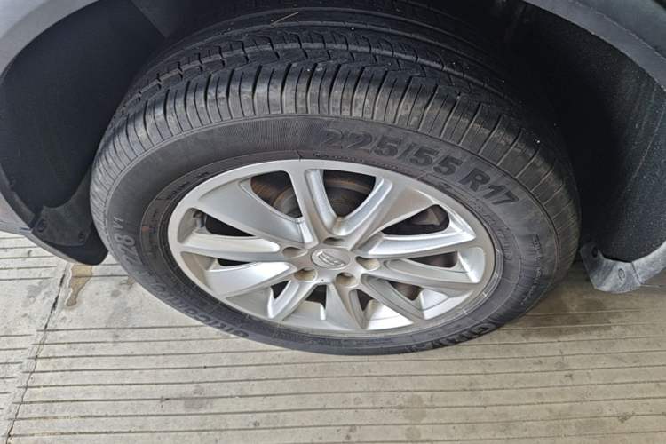 Used Geely Auto Jiajie 2019 1.5TD MHEV DCT Yaoxiang Edition Right Rear Wheel Hub
