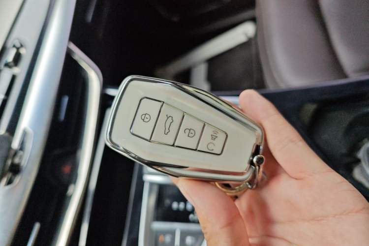Used Geely Auto Jiajie 2019 1.5TD MHEV DCT Luxury Edition Vehicle Key