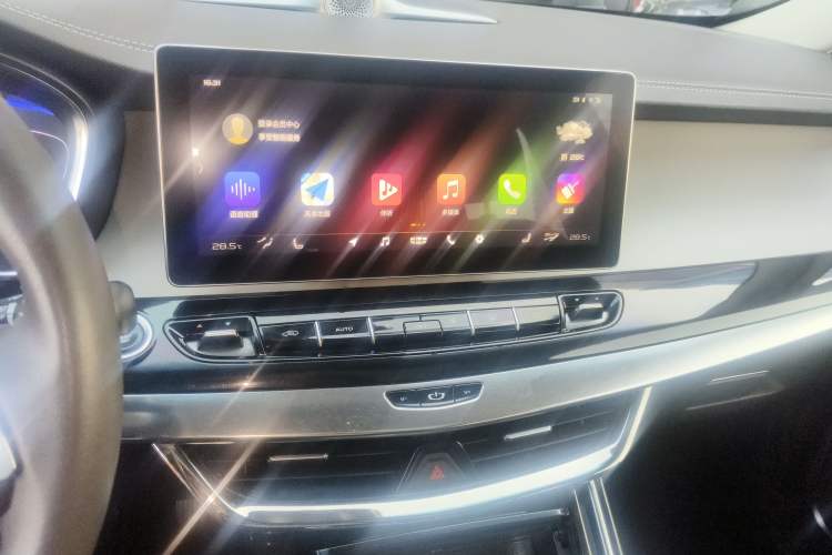 Used Geely Auto Jiajie 2019 1.5TD MHEV DCT Luxury Edition Audio And AC Panel