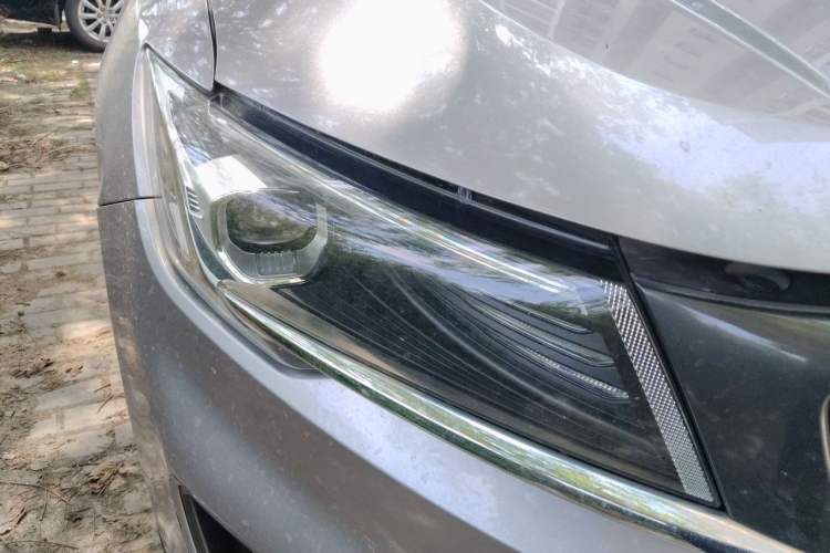 Used Geely Auto Jiajie 2019 1.5TD MHEV DCT Deluxe Edition Right Front Headlight