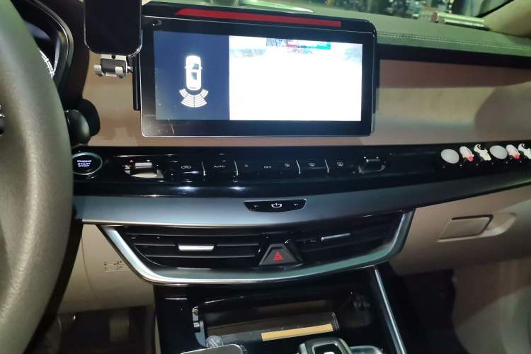Used Geely Auto Jiajie 2019 1.8TD Automatic Enjoyment Model Audio And AC Panel