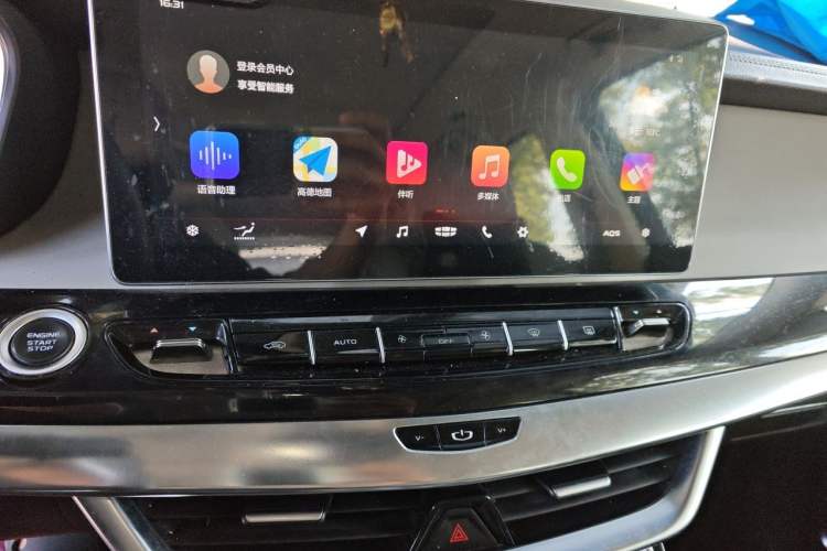 Used Geely Auto Jiajie 2019 1.5TD MHEV DCT Luxury Edition Audio And AC Panel