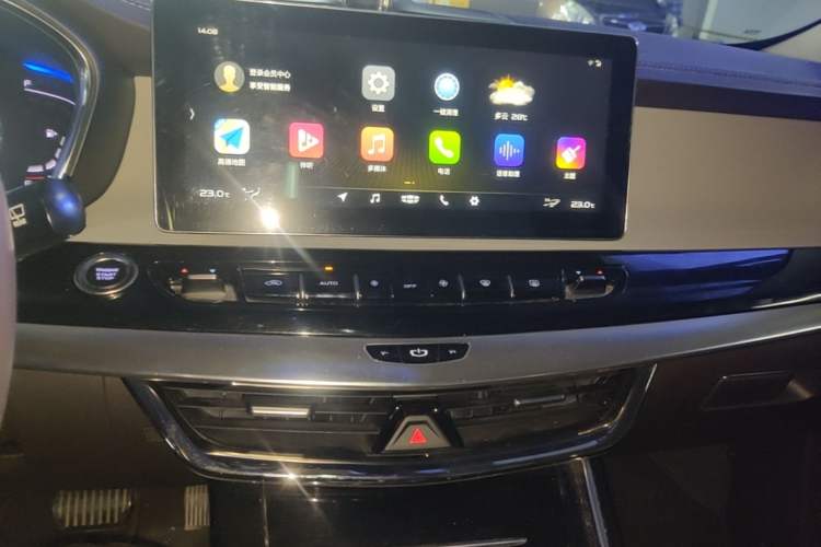 Used Geely Auto Jiajie 2019 1.5TD MHEV DCT Luxury Edition Audio And AC Panel