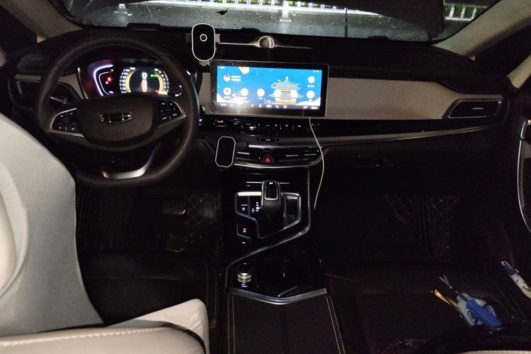Used Geely Auto Jiajie 2019 1.8TD Automatic Luxury Model Center Console